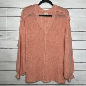 POL Peach Sweater Size Small Lightweight V Neck Boho Slouchy Pullover